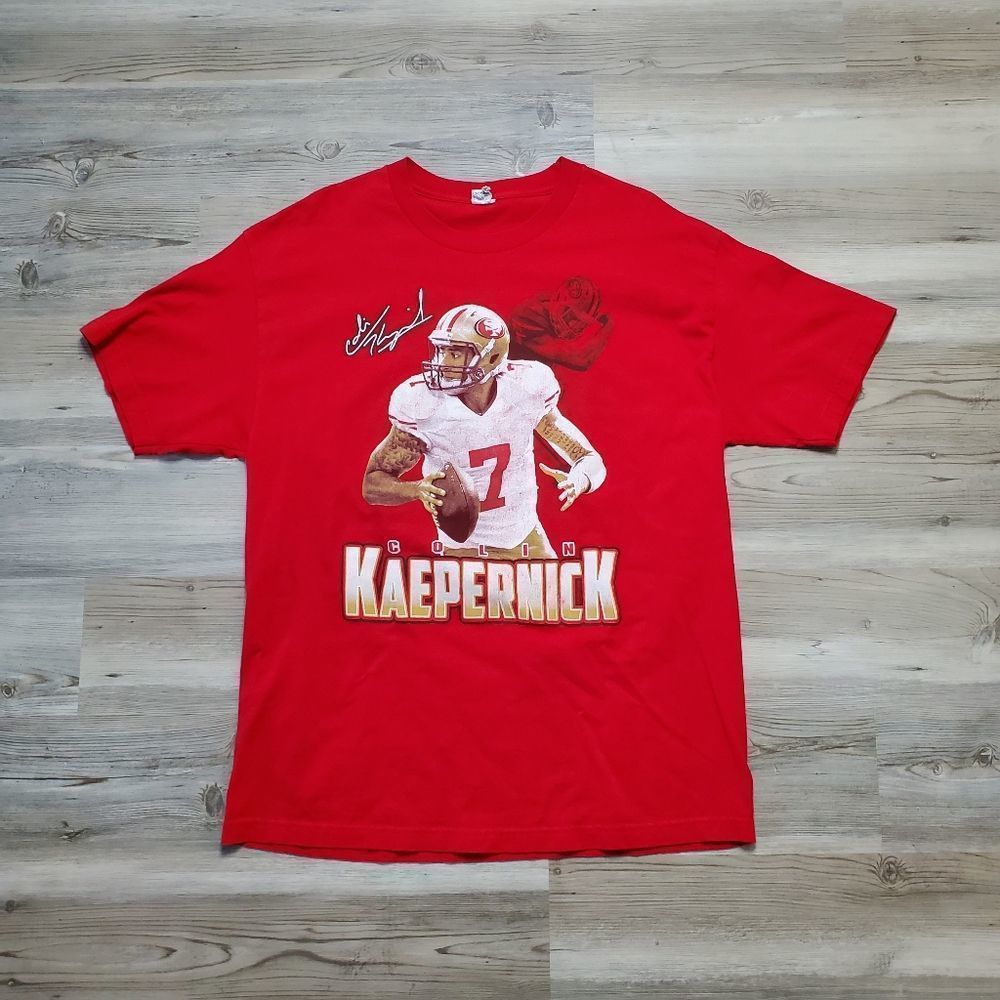 Colin Kaepernick men's t-shirt size extra large